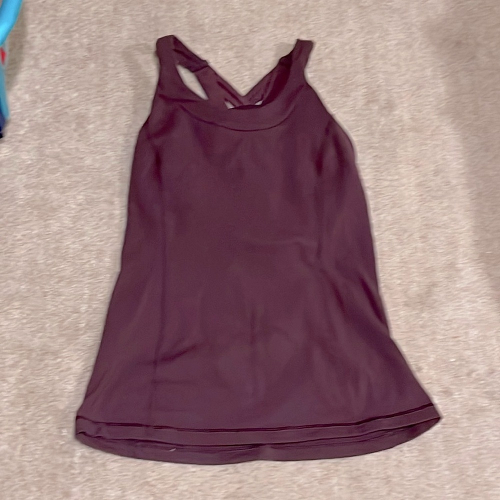 Lululemon yoga tank top size 6